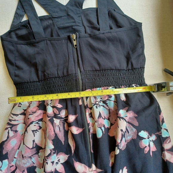 Charlotte Russe maxi dress - Picture 6 of 7